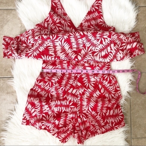 New 1. State Revolve Havana layered romper - Picture 8 of 8